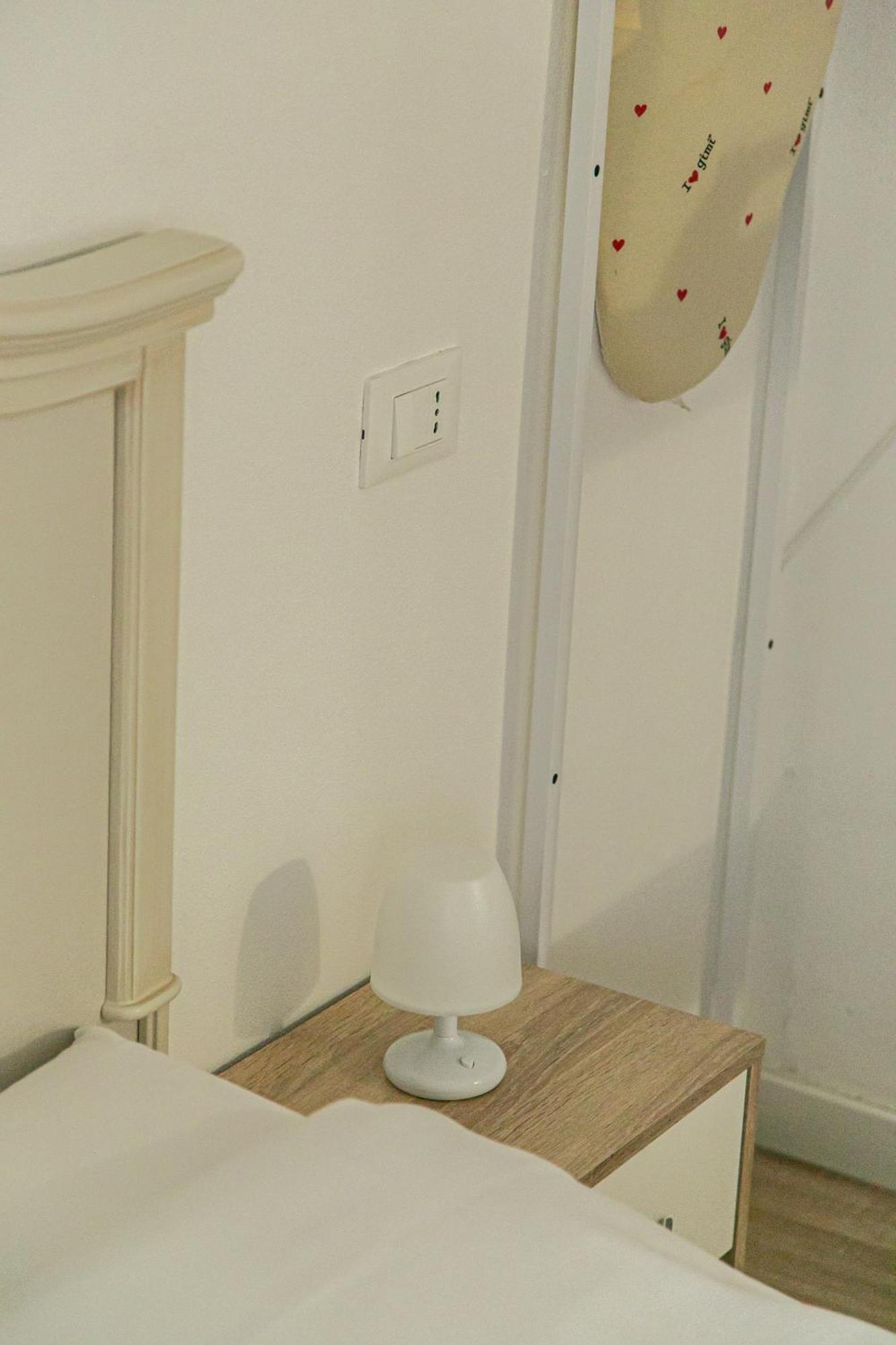 Alla Fiera Apartment Bergamo Luaran gambar